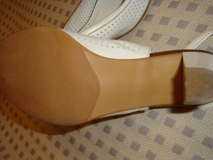 Босоножки кожа натуратьная