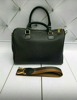 Новая сумка Fendi Roma