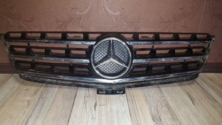 Решетка Mercedes Benz ML166 A16688000859040