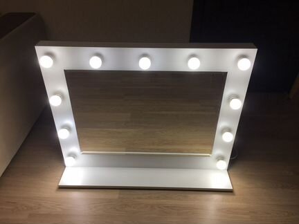 Гримерное зеркало