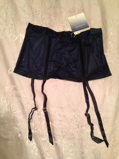 Новый пояс для чулок Triumph