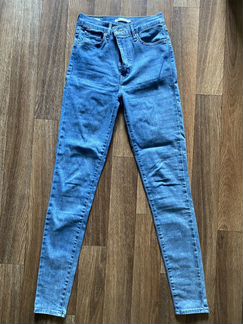 Джинсы Levi’s