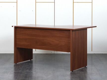 Стол офисный. Офисная мебель б/у