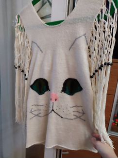 Вязаная майка с котиком