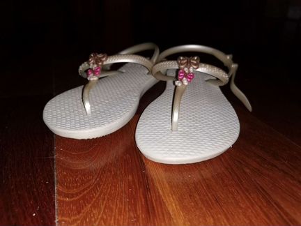 Сланцы havaianas разм.29 новые
