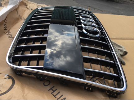Ауди ку7 Audi Q7 Решетка радиатора