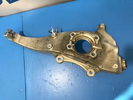 Кулак передний правый Bmw 7-Я Серия F02 N55 2015