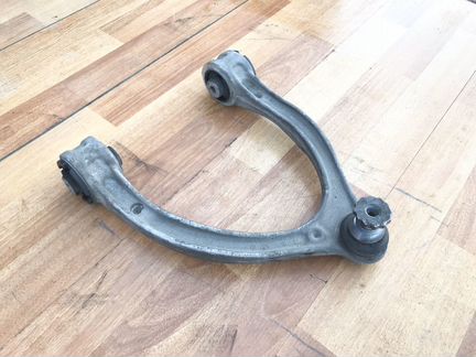 Рычаг передний правый верхний Mercedes W213 W205