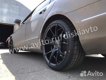 VF103 R18 8/9J 5-112 для Mercedes W212