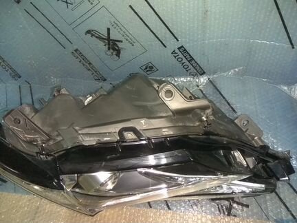 Фара правая лексус es350 Es200 две линзы