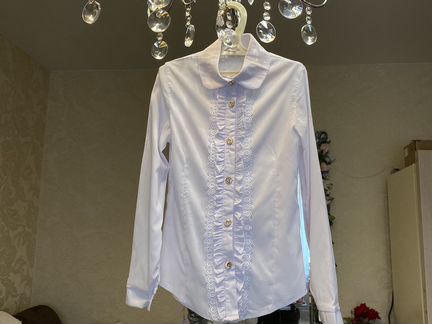 Блузки школьные(см фото)