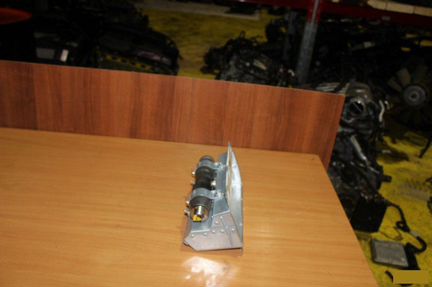 Подушка безопасности в торпедо Ford Mondeo