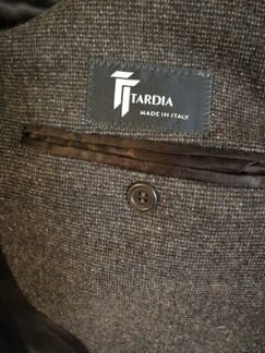 Теплое коричневое шерстяное пальто. Италия