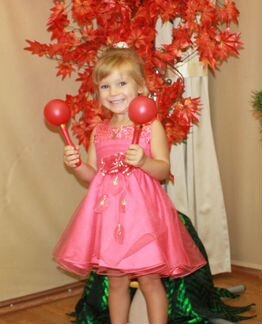 Платье нарядное