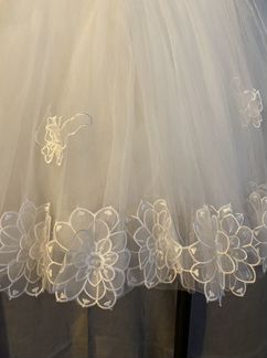 Нарядное платье для девочки 110-116