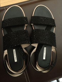 Босоножки Zara