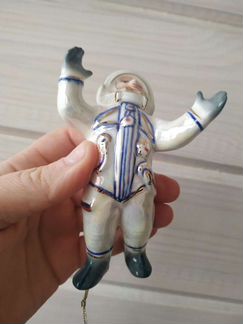 Елочная игрушка СССР на елку космонавт