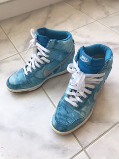 Кроссовки Nike