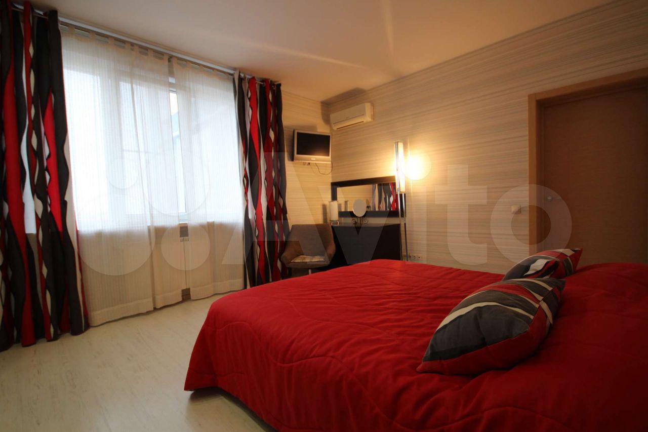 2-к квартира, 58 м², 10/16 эт.