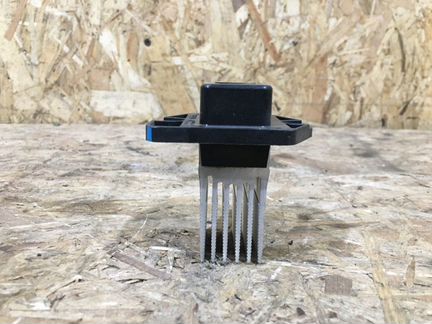 Резистор Hyundai Solaris 1