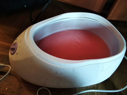 Восковая баня для ног и рук