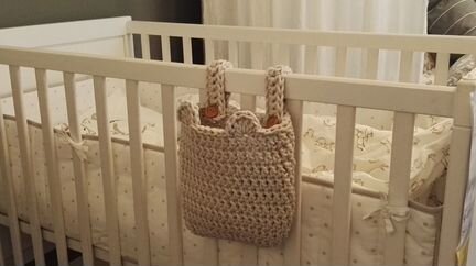 Кармашек для детской кроватки