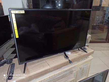 Новый Smart TV телевизор 106 см диагональ