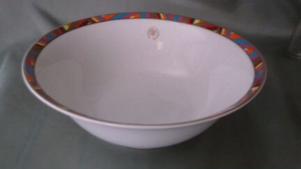 Посуда от В.Юдашкина