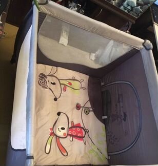 Детская кроватка манеж