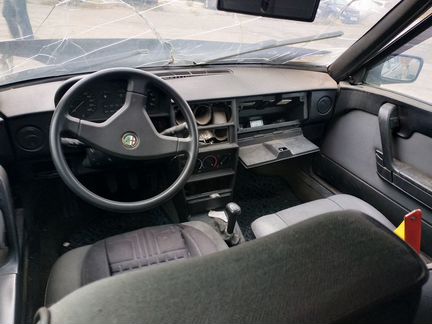 Alfa Romeo 33 1.4 МТ, 1992, битый, 170 000 км