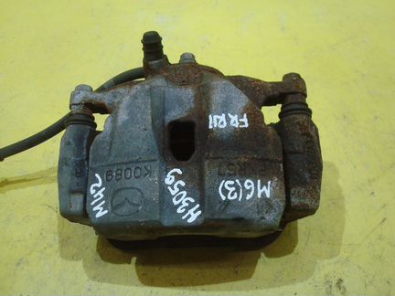 Суппорт передний правый Мазда 6 GJ 2.0л GHY93398Z