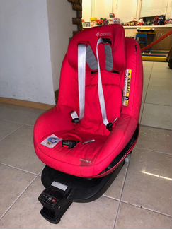 Детское автокресло Maxi-cosi