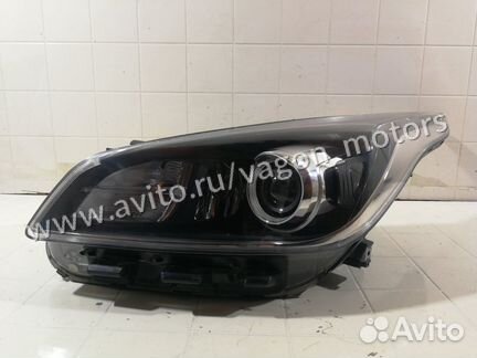 Фара галоген передняя левая Kia Rio 4 FB 2017-2020
