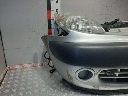 Передняя для Citroen Picasso