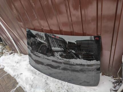 Заднее лобовое стекло BMW F01 F02 750 730