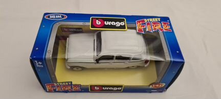 Renault 4 TL Savane (Bburago 1/43)