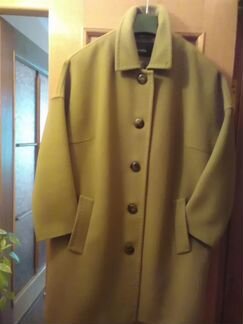 Фирменное женское пальто