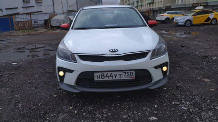 Аренда авто под такси Kia Rio АКПП