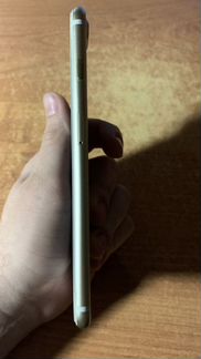 Телефон iPhone