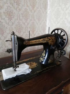 Швейная машина Singer