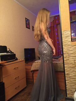 Платье вечернее