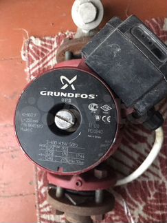 Насос циркуляционный Grundfos UPS 40-60/2 F