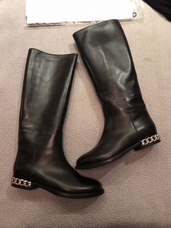 Зимние сапоги новые Casadei