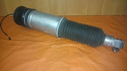 Пневматическая стойка Bmw e-65 (66) оригинал