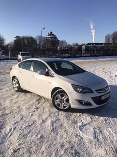 Opel Astra 1.6 AT, 2013, 70 285 км