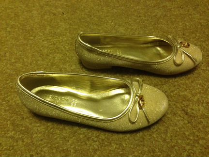 Праздничные туфли monsoon р.32