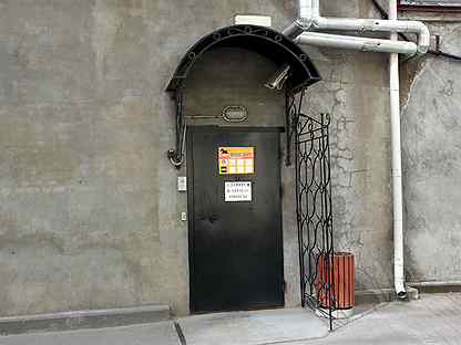 консьерж в гостинице. вакансии консьержки в спб. вакансии консьержки в спб. вахтер. вакансии консьержки в спб.