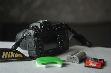 Фотоаппарат nikon D200+объектив nikon AF-S 18-70mm