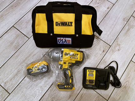 Гайковерт dewalt 899 (с акб и зу)