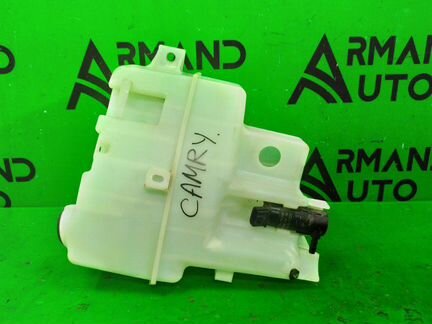 Бачок омывателя Toyota Camry V70 2018